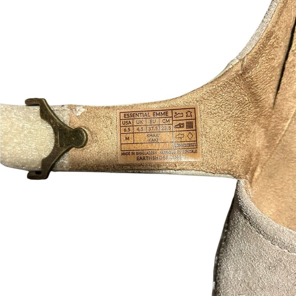 Earth Origins Essential Emme Mary Jane Suede Khaki Belcro Buckle Shoes 6.5 comfy - Picture 3 of 8
